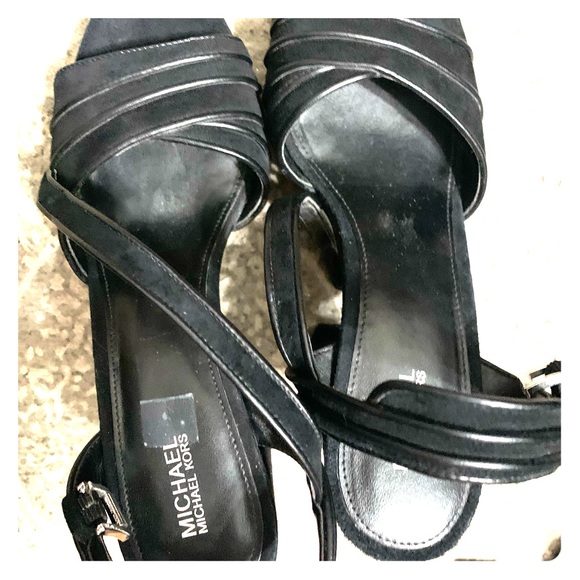 Michael Kors sandals - Picture 1 of 3